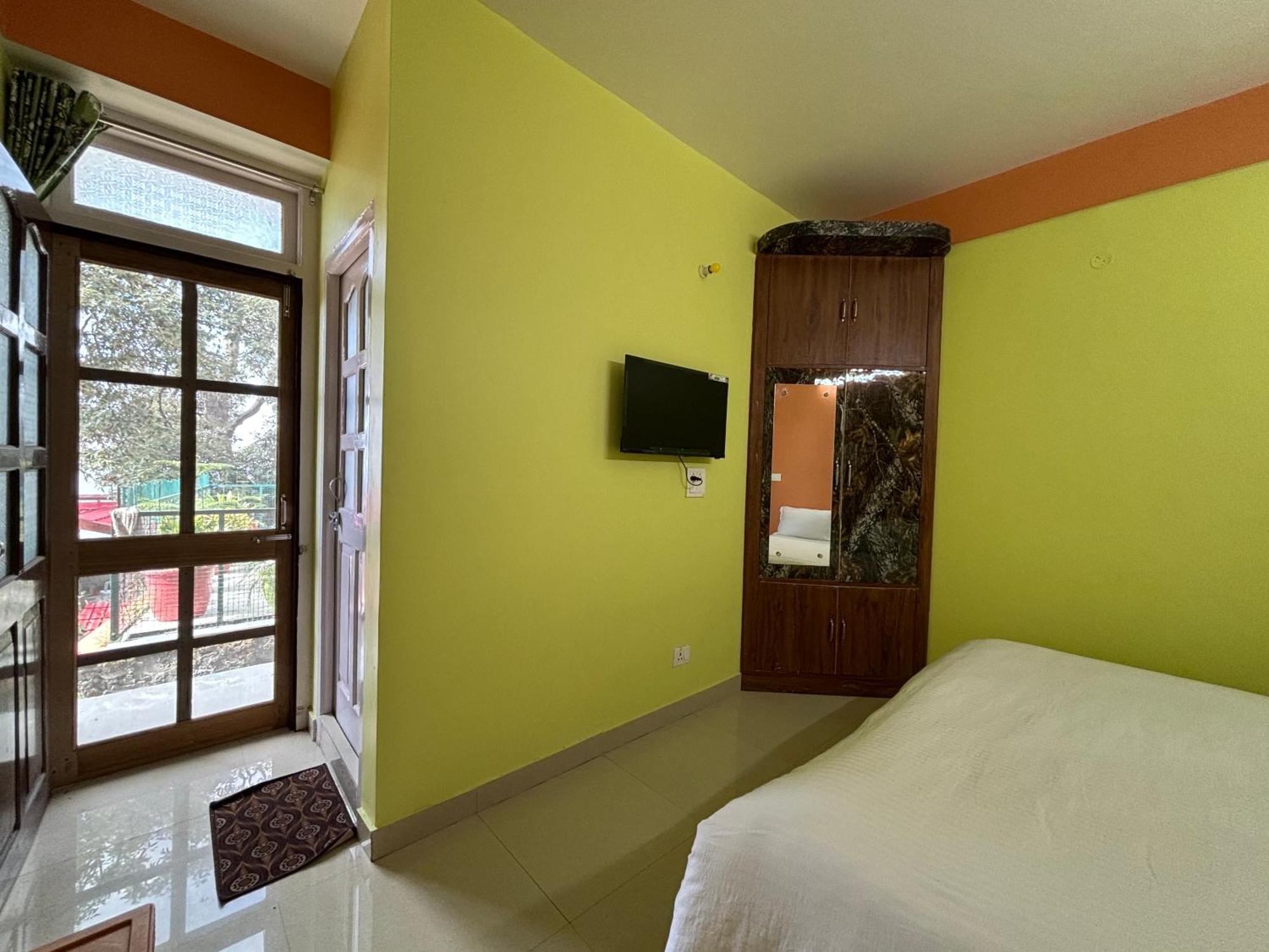 Zu-Zu Hostels Shimla Exterior photo