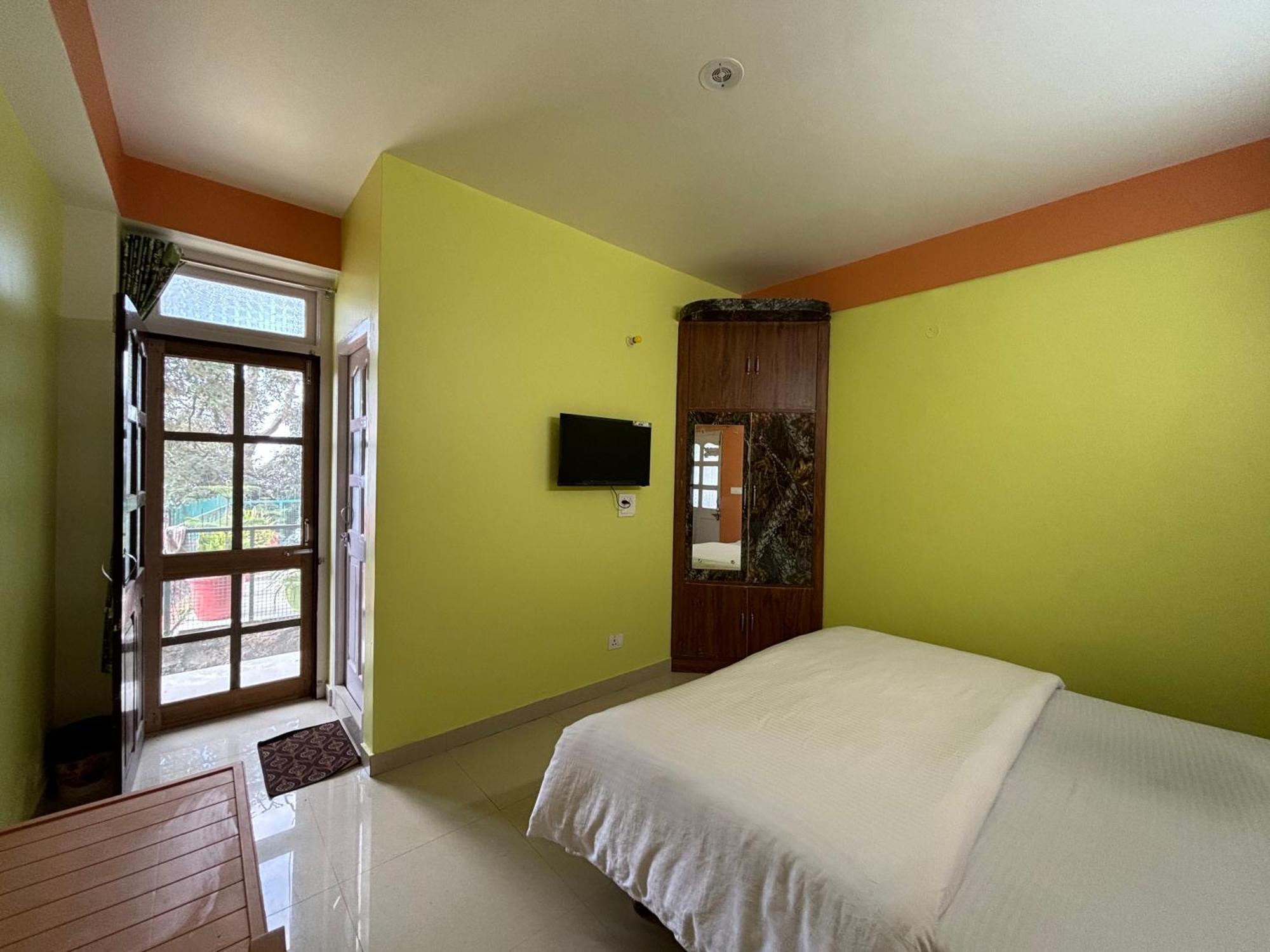Zu-Zu Hostels Shimla Exterior photo
